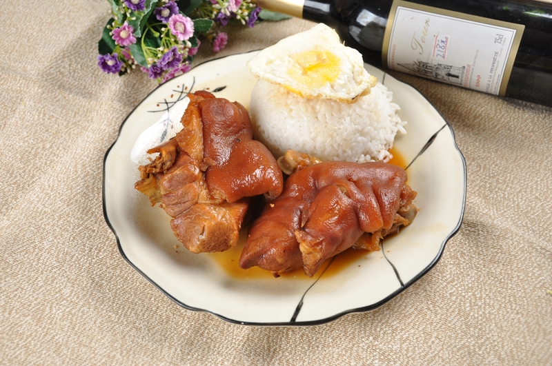 秘制猪脚饭1.jpg