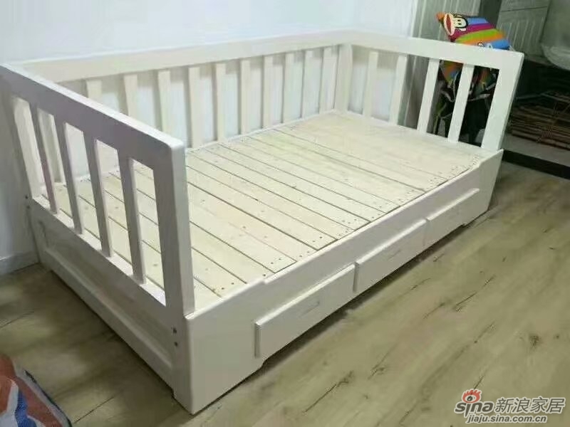 手工制作拉伸床,适合用于小户型的客厅