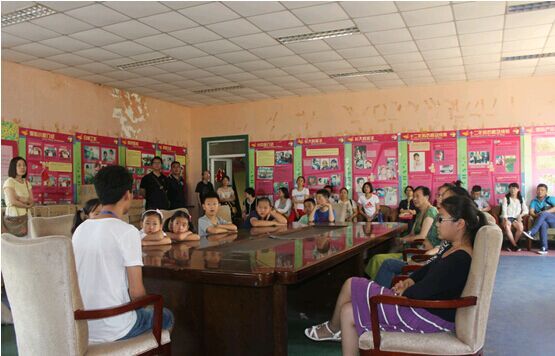 北京卡法国际六·一太阳村孤儿院公益慰问行